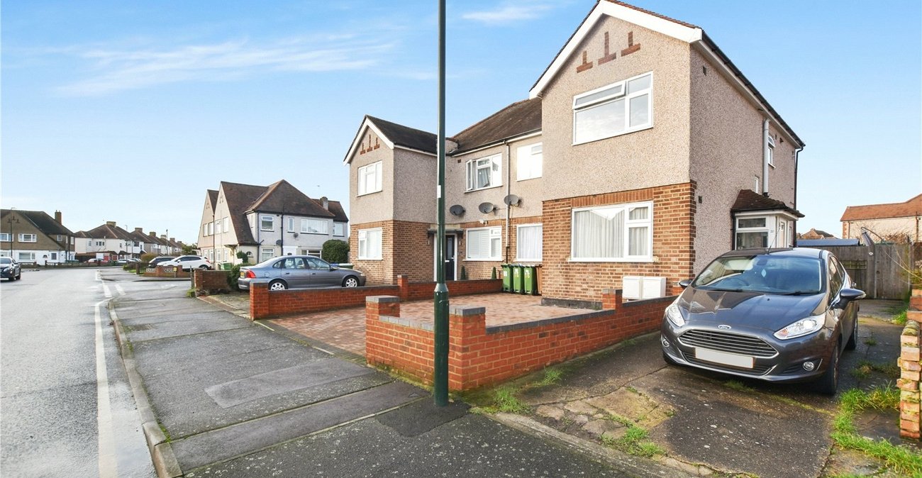 2 bedroom property for sale in Bexleyheath | Robinson Jackson