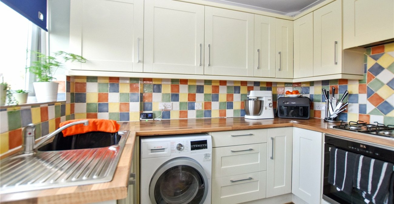 2 bedroom property for sale in Bexleyheath | Robinson Jackson