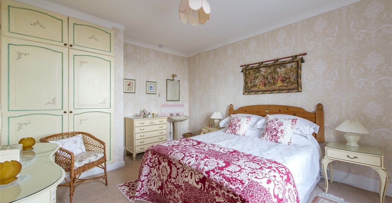 4 bedroom house for sale in Higham | Robinson Michael & Jackson