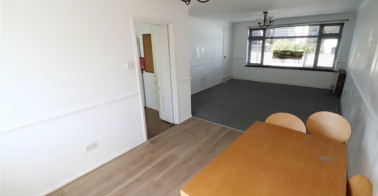 2 bedroom property for sale in Belvedere | Robinson Jackson