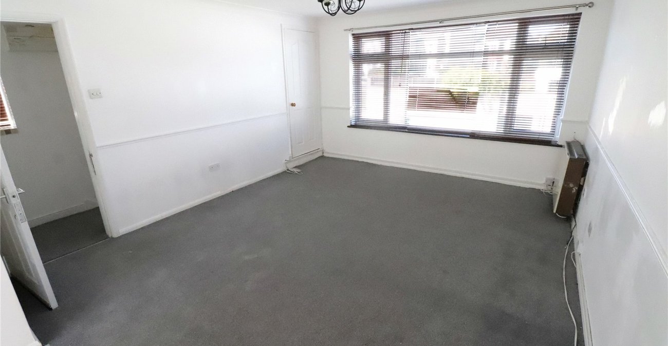 2 bedroom property for sale in Belvedere | Robinson Jackson