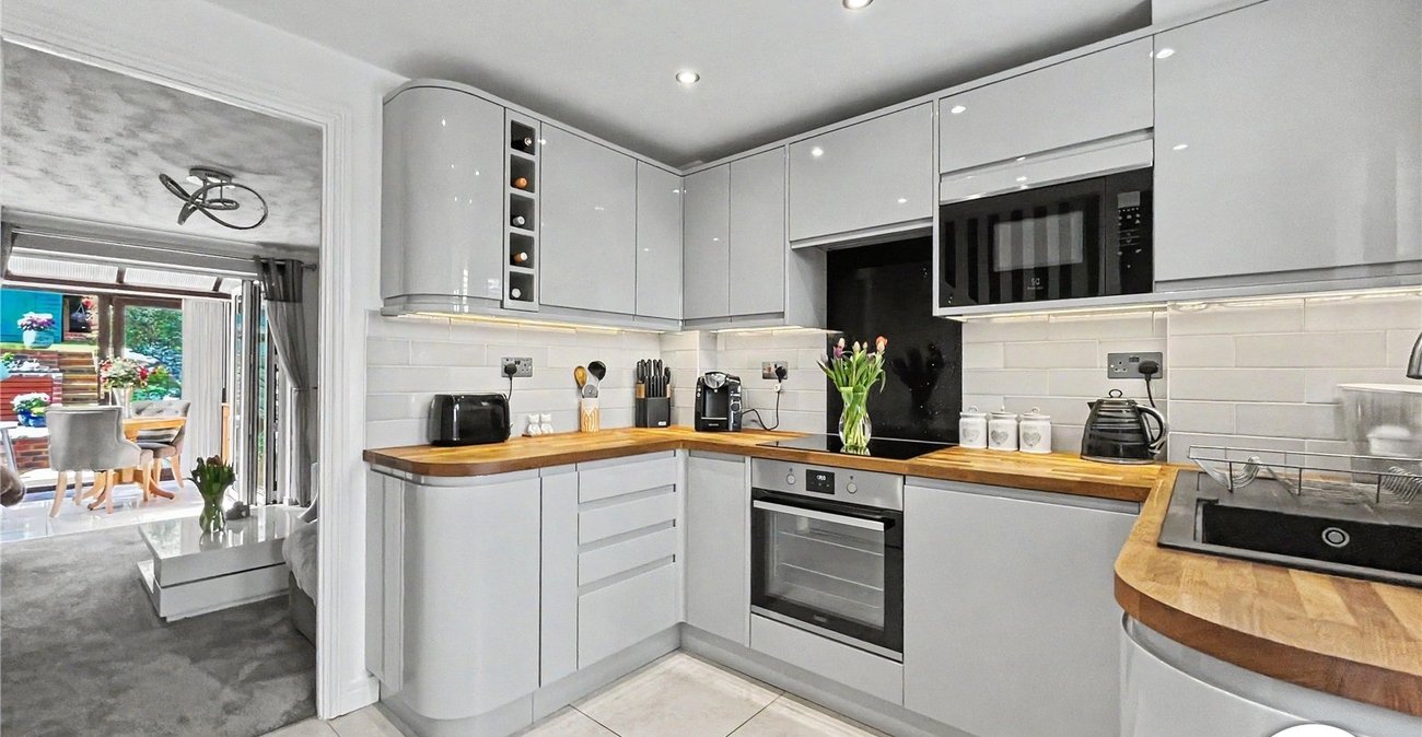 2 bedroom house for sale in Princes Park | Robinson Michael & Jackson