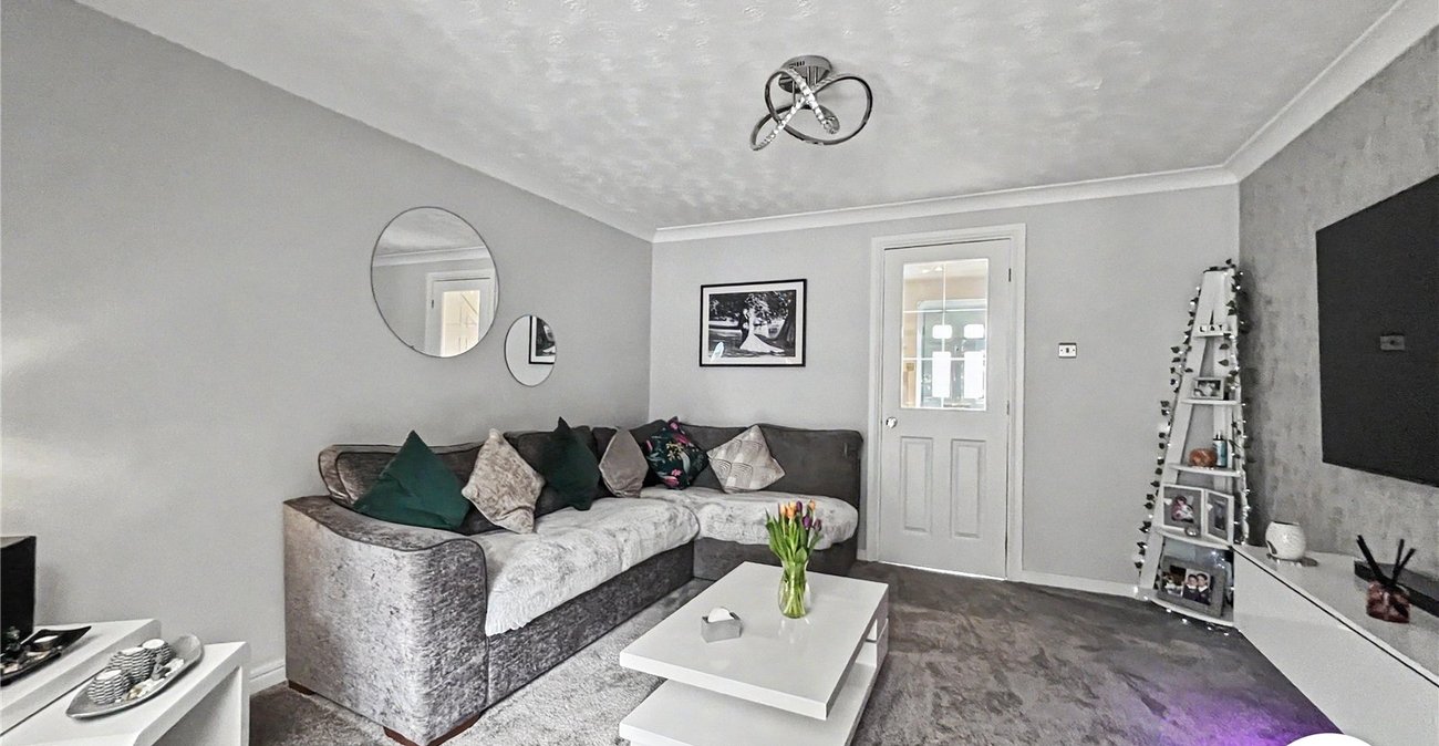 2 bedroom house for sale in Princes Park | Robinson Michael & Jackson
