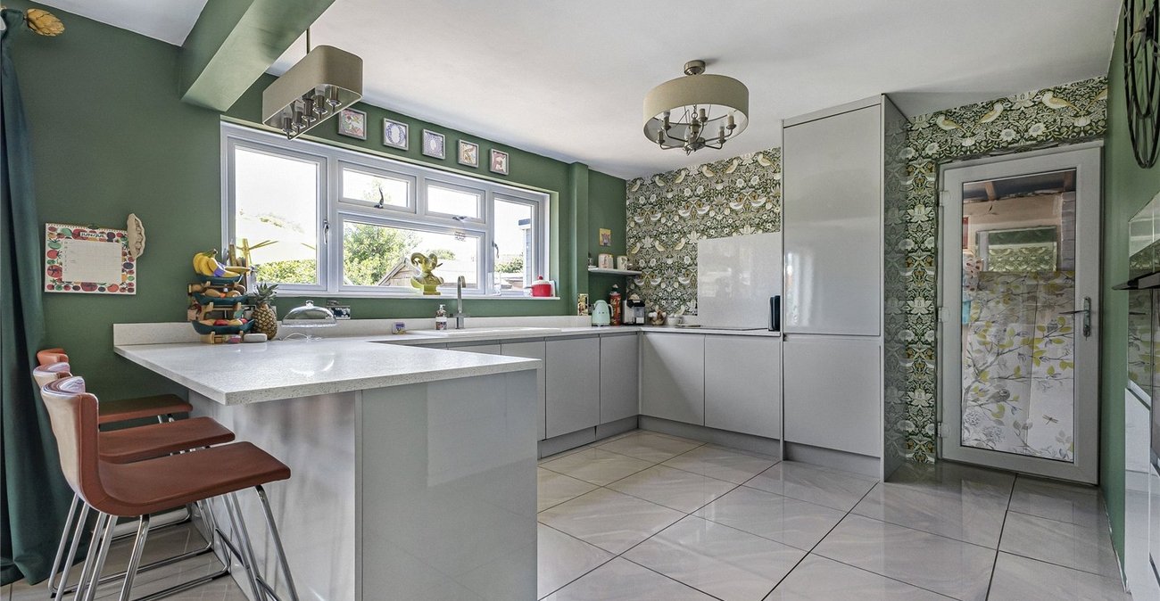 4 bedroom house for sale in Gravesend | Robinson Michael & Jackson