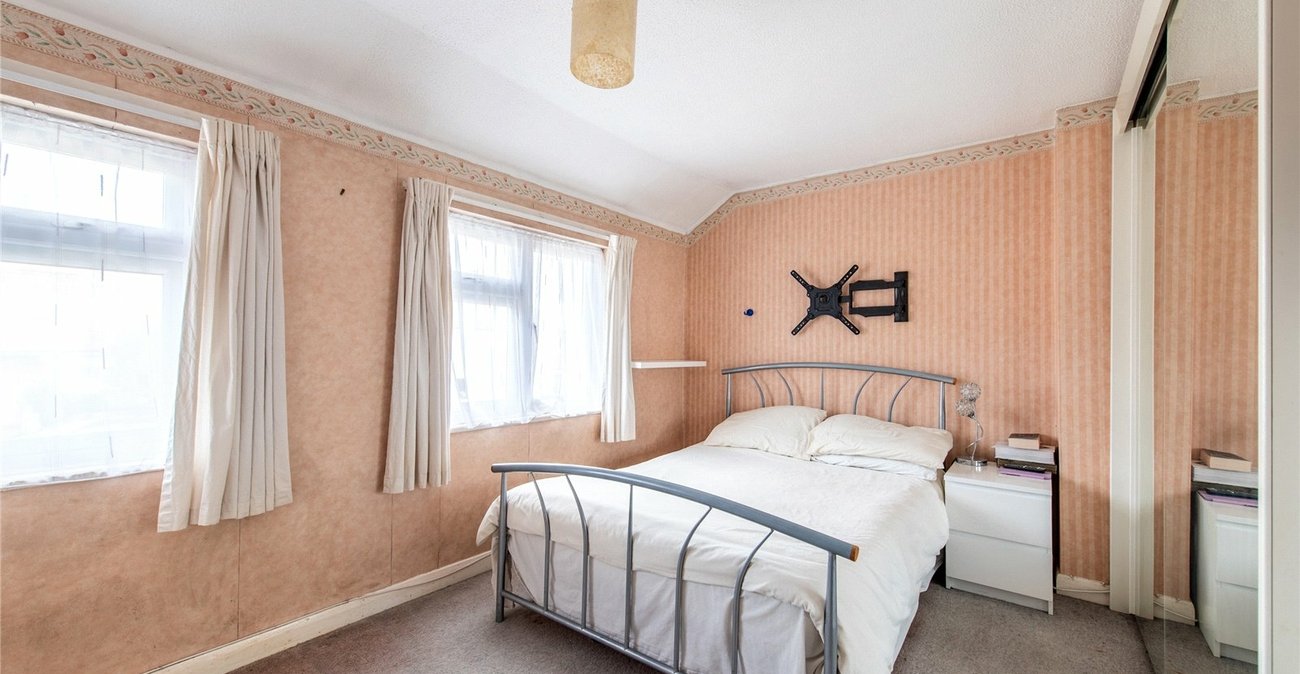 3 bedroom house for sale in Rochester | Robinson Michael & Jackson