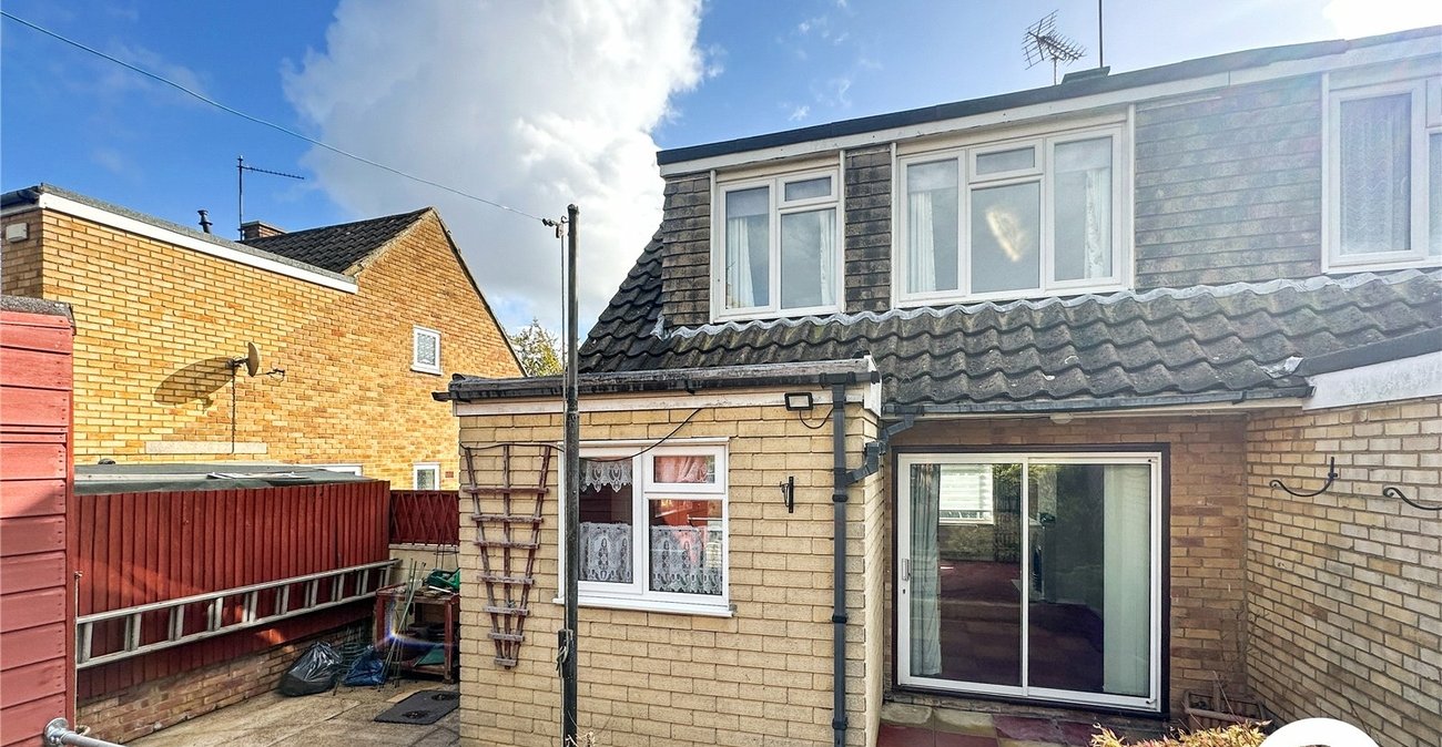 2 bedroom house for sale in Strood | Robinson Michael & Jackson