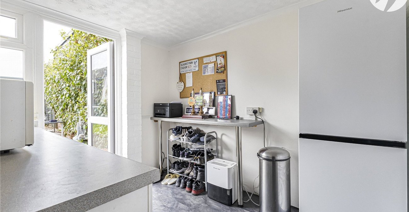3 bedroom house for sale in Swanley | Robinson Jackson