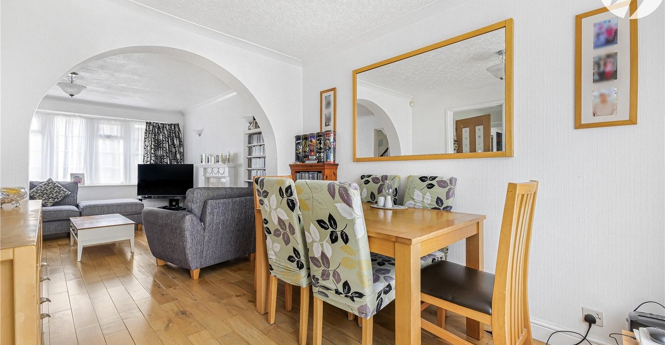 3 bedroom house for sale in Swanley | Robinson Jackson