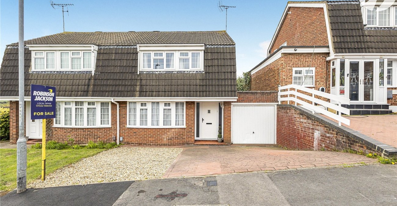 3 bedroom house for sale in Swanley | Robinson Jackson