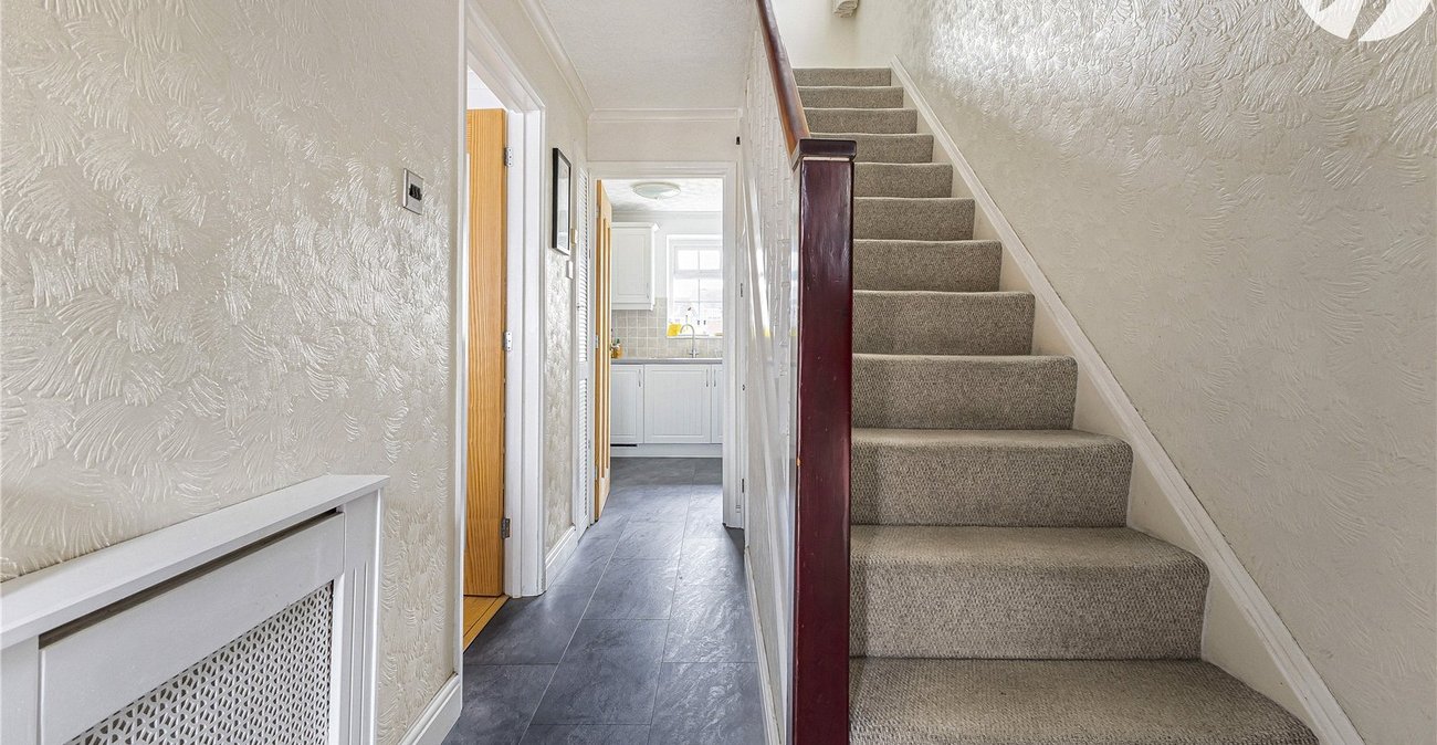 3 bedroom house for sale in Swanley | Robinson Jackson