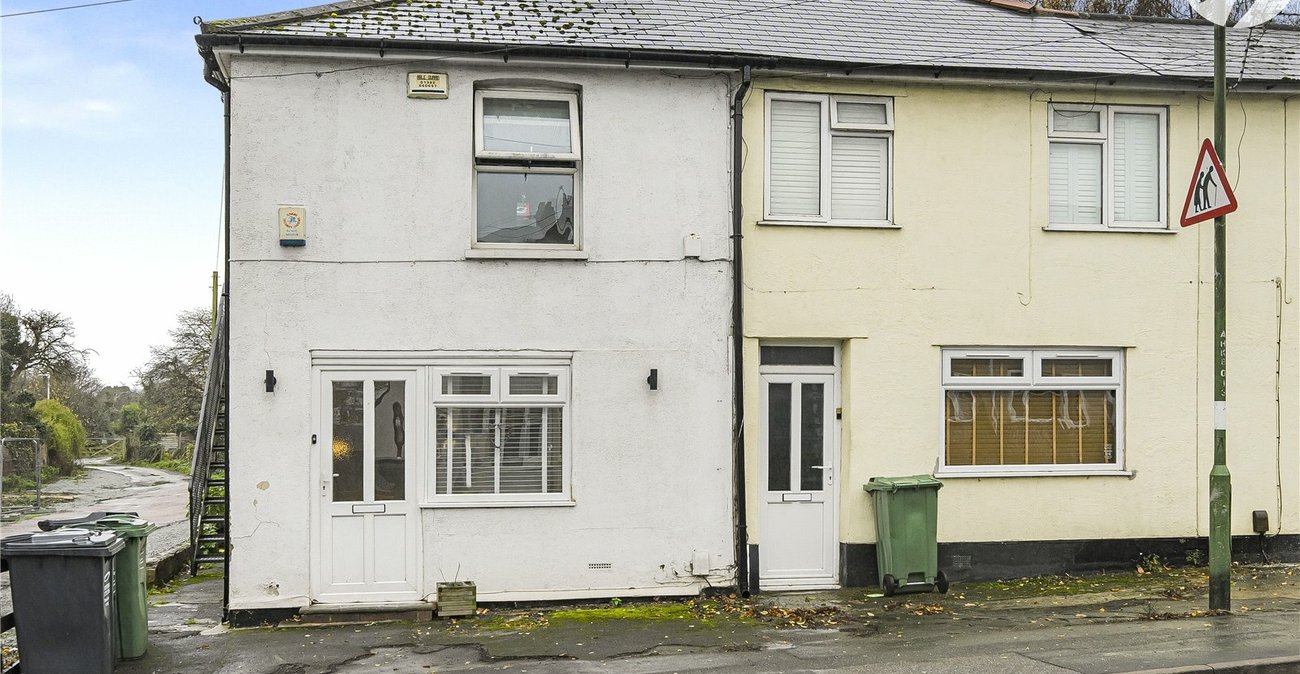 2 bedroom property for sale in Dartford | Robinson Jackson