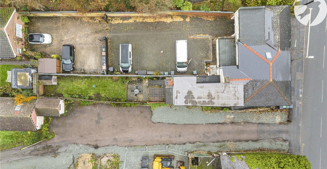 2 bedroom property for sale in Dartford | Robinson Jackson