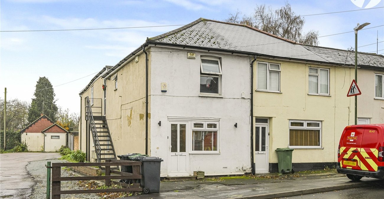 2 bedroom property for sale in Dartford | Robinson Jackson