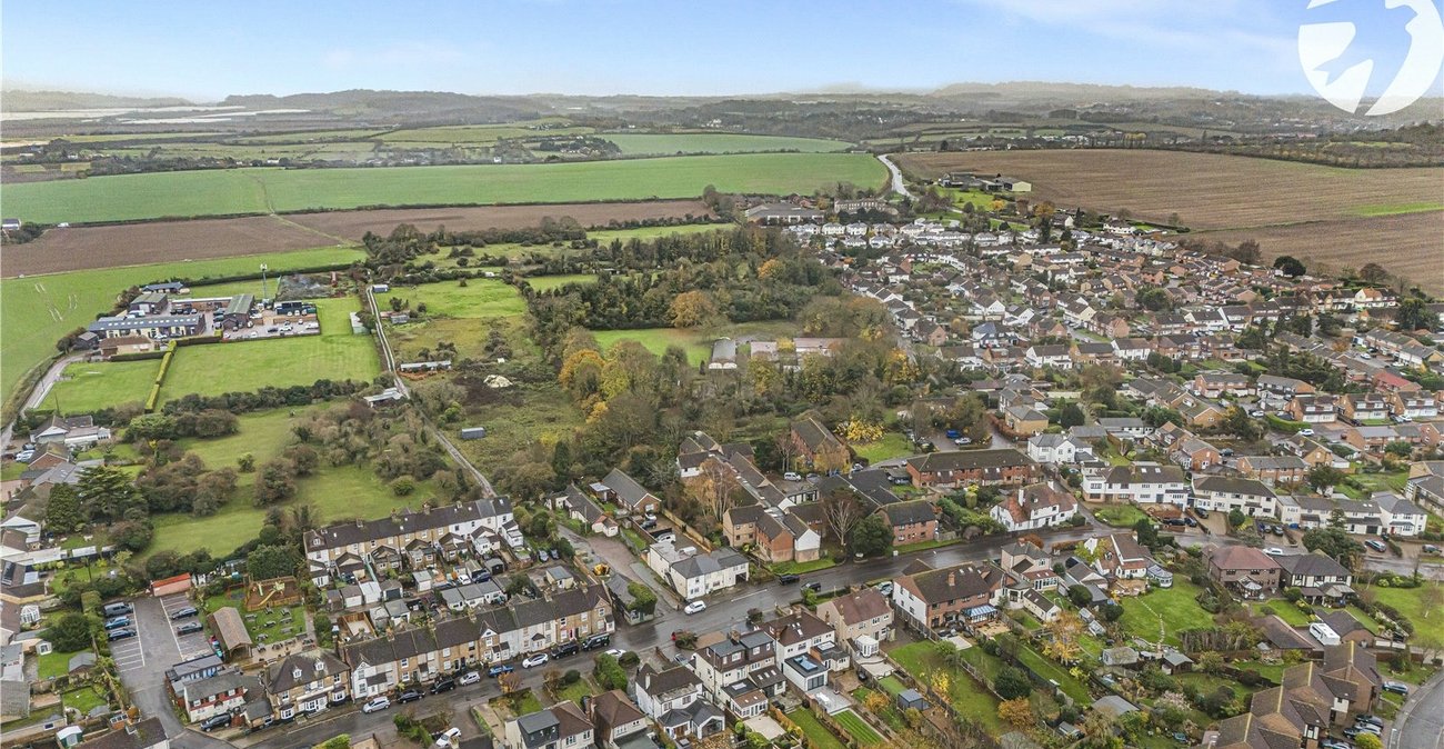 2 bedroom property for sale in Dartford | Robinson Jackson