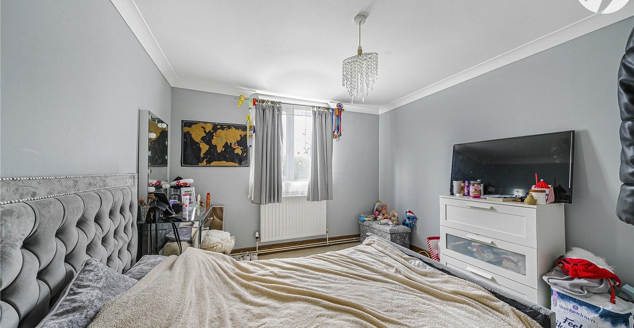 5 bedroom bungalow for sale in Wilmington | Robinson Jackson