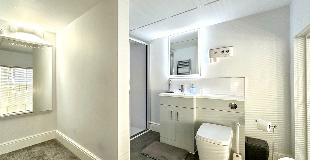 1 bedroom property for sale in Chatham | Robinson Michael & Jackson