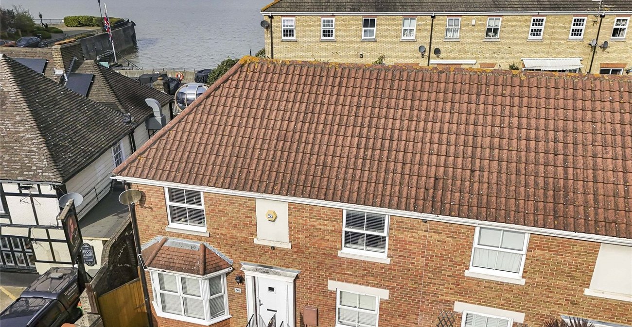 3 bedroom house for sale in Greenhithe | Robinson Jackson