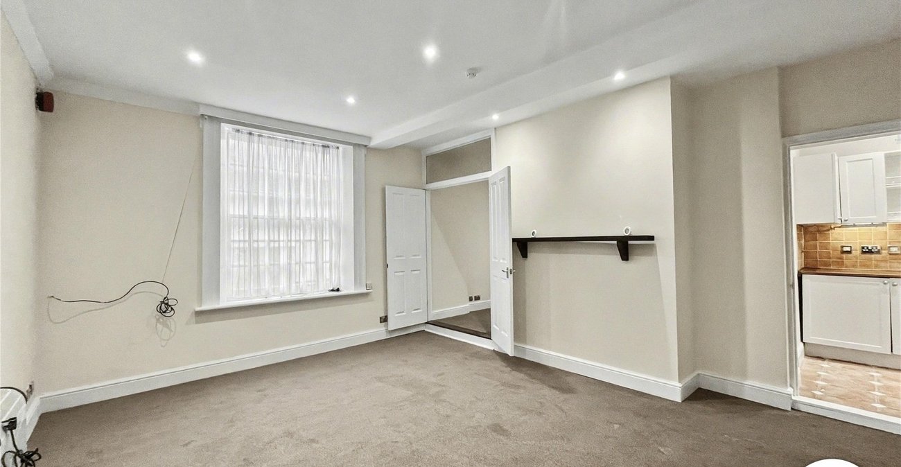 1 bedroom property for sale in Newington | Robinson Michael & Jackson