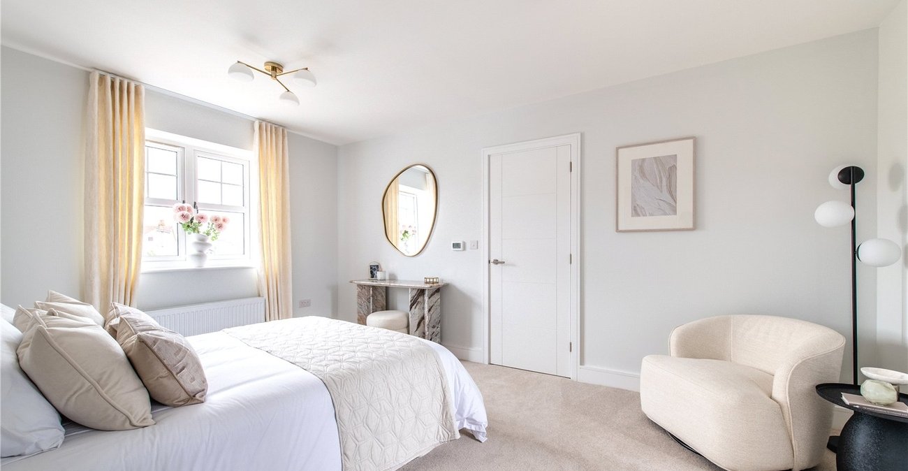 4 bedroom house for sale in Newington | Robinson Michael & Jackson