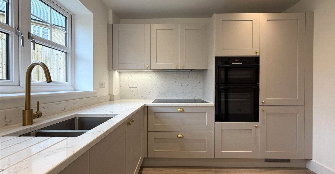 4 bedroom house for sale in Newington | Robinson Michael & Jackson