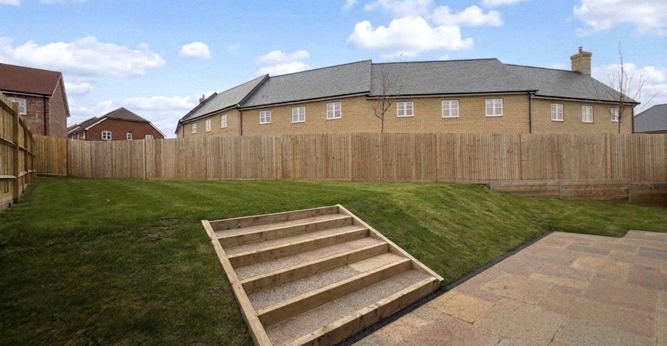 4 bedroom house for sale in Newington | Robinson Michael & Jackson