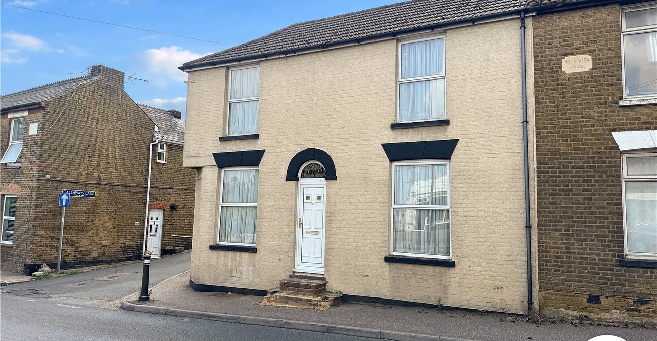 2 bedroom house for sale in Newington | Robinson Michael & Jackson