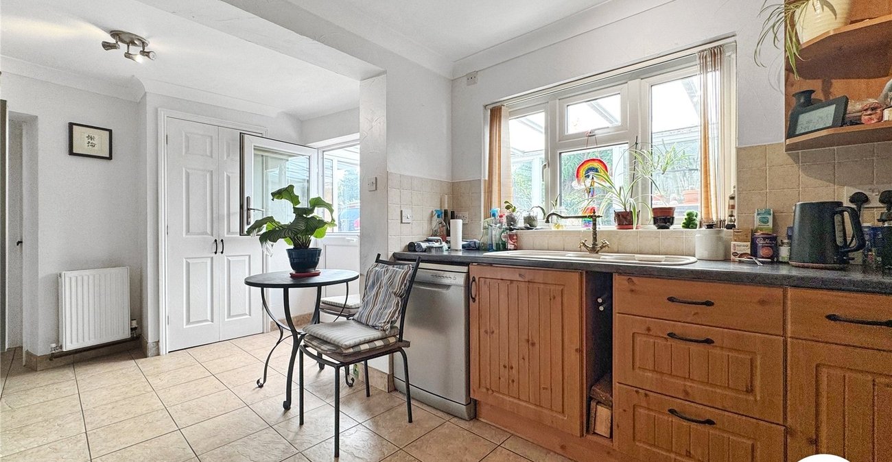 2 bedroom house for sale in Newington | Robinson Michael & Jackson