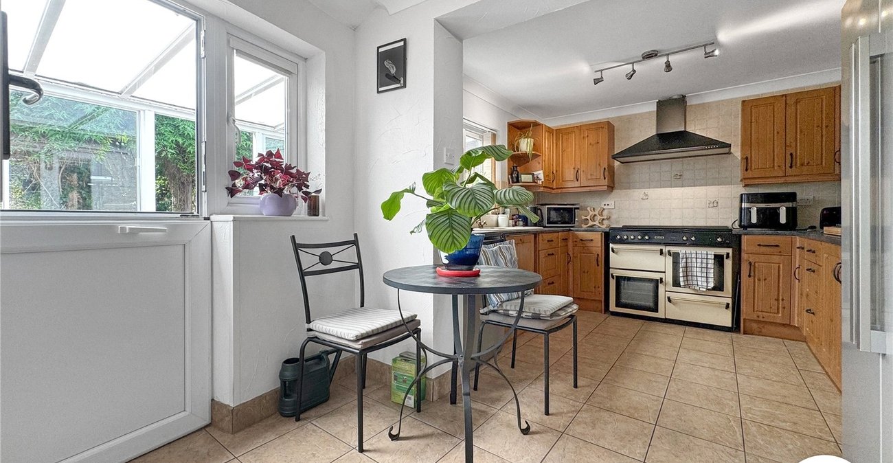2 bedroom house for sale in Newington | Robinson Michael & Jackson
