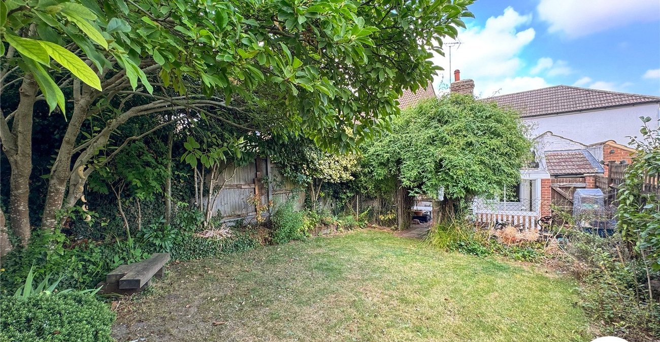 2 bedroom house for sale in Newington | Robinson Michael & Jackson