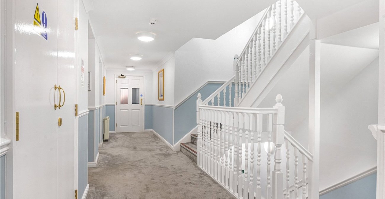 1 bedroom property for sale in Orpington | Robinson Jackson