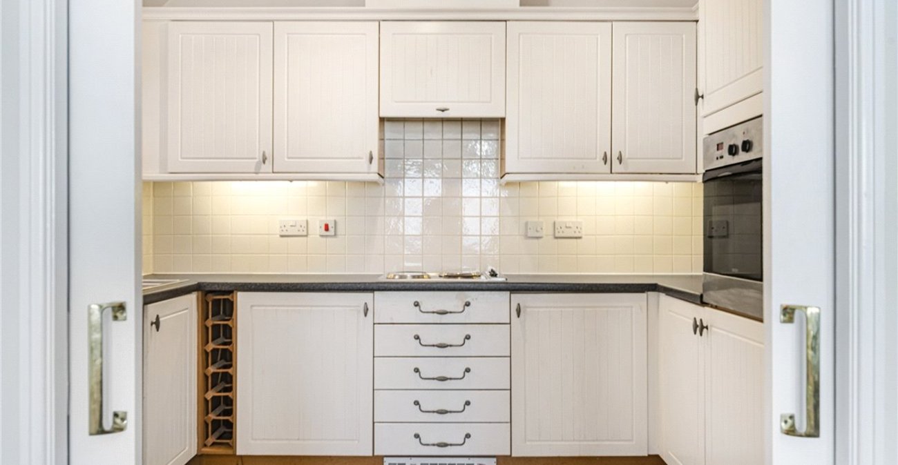 1 bedroom property for sale in Orpington | Robinson Jackson