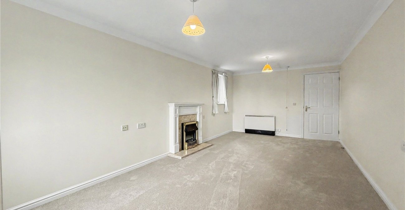 1 bedroom property for sale in Rainham | Robinson Michael & Jackson