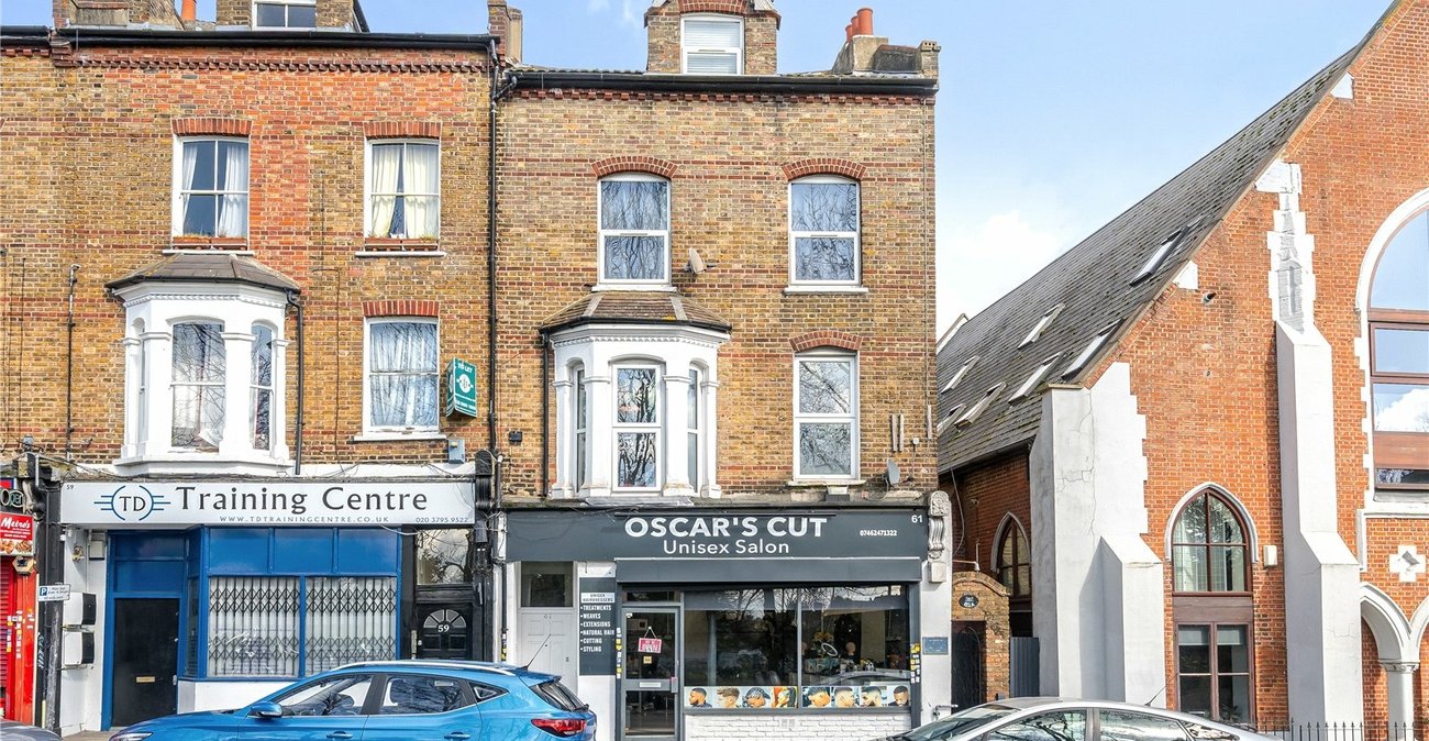 1 bedroom property for sale in  | Robinson Jackson