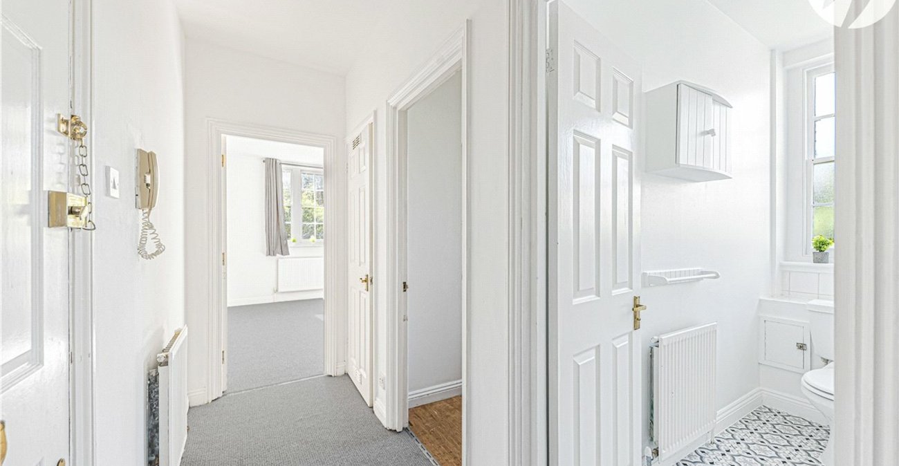 1 bedroom property for sale in St. Mary Cray | Robinson Jackson