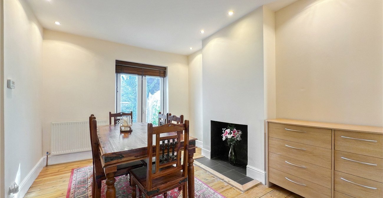 2 bedroom house for sale in Swanley | Robinson Jackson