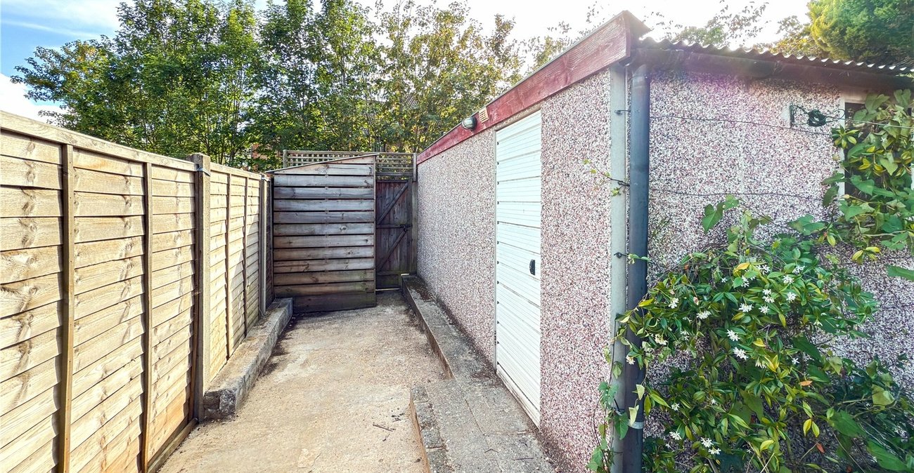 2 bedroom house for sale in Swanley | Robinson Jackson