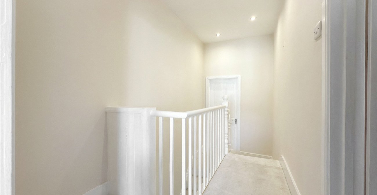 2 bedroom house for sale in Swanley | Robinson Jackson