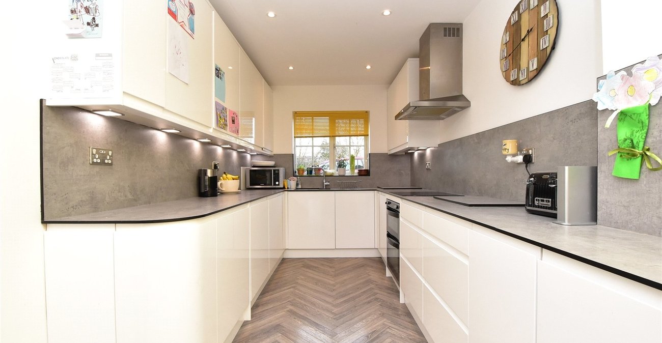 4 bedroom house for sale in Dartford | Robinson Jackson