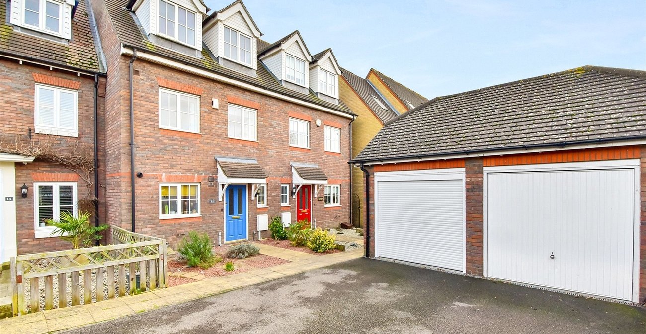 4 bedroom house for sale in Dartford | Robinson Jackson