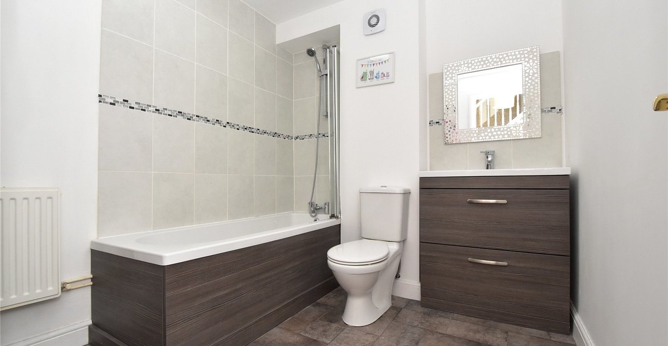 4 bedroom house for sale in Dartford | Robinson Jackson