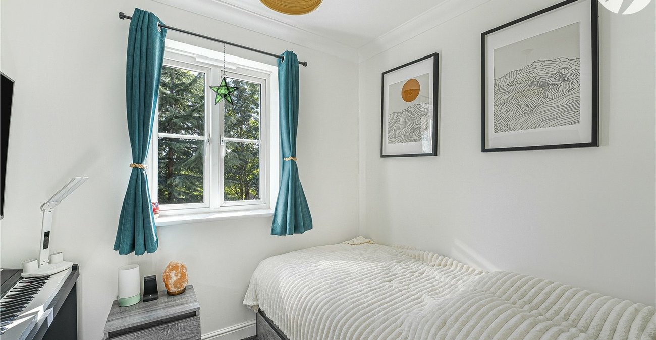 4 bedroom house for sale in Dartford | Robinson Jackson