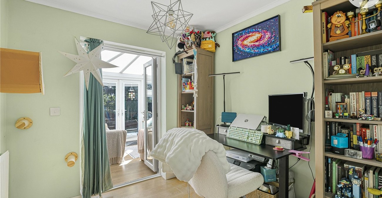 4 bedroom house for sale in Dartford | Robinson Jackson