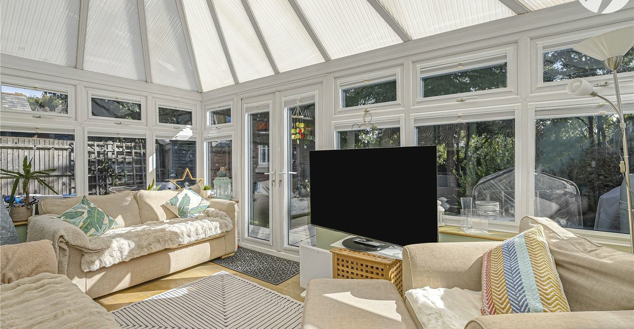 4 bedroom house for sale in Dartford | Robinson Jackson