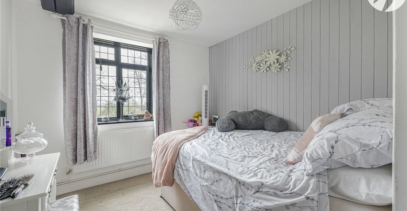 3 bedroom house for sale in Highlands Hill | Robinson Jackson