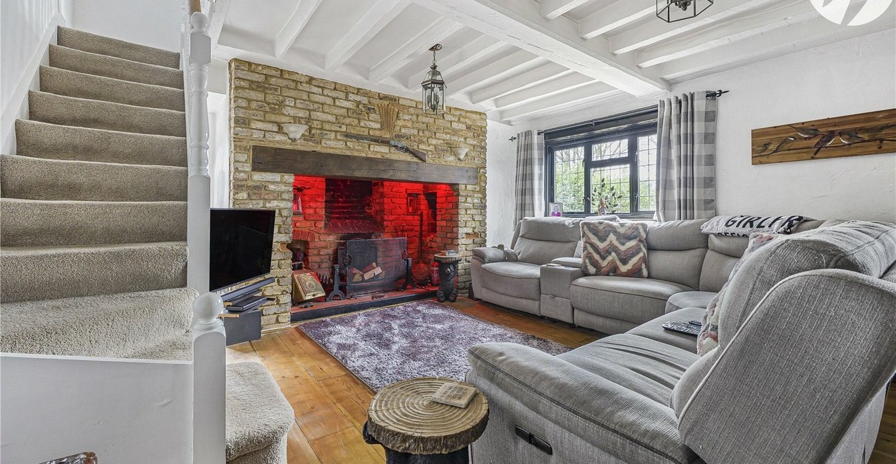 3 bedroom house for sale in Highlands Hill | Robinson Jackson