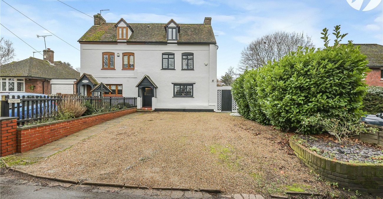 3 bedroom house for sale in Highlands Hill | Robinson Jackson