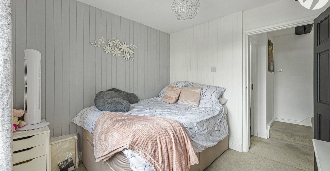 3 bedroom house for sale in Highlands Hill | Robinson Jackson