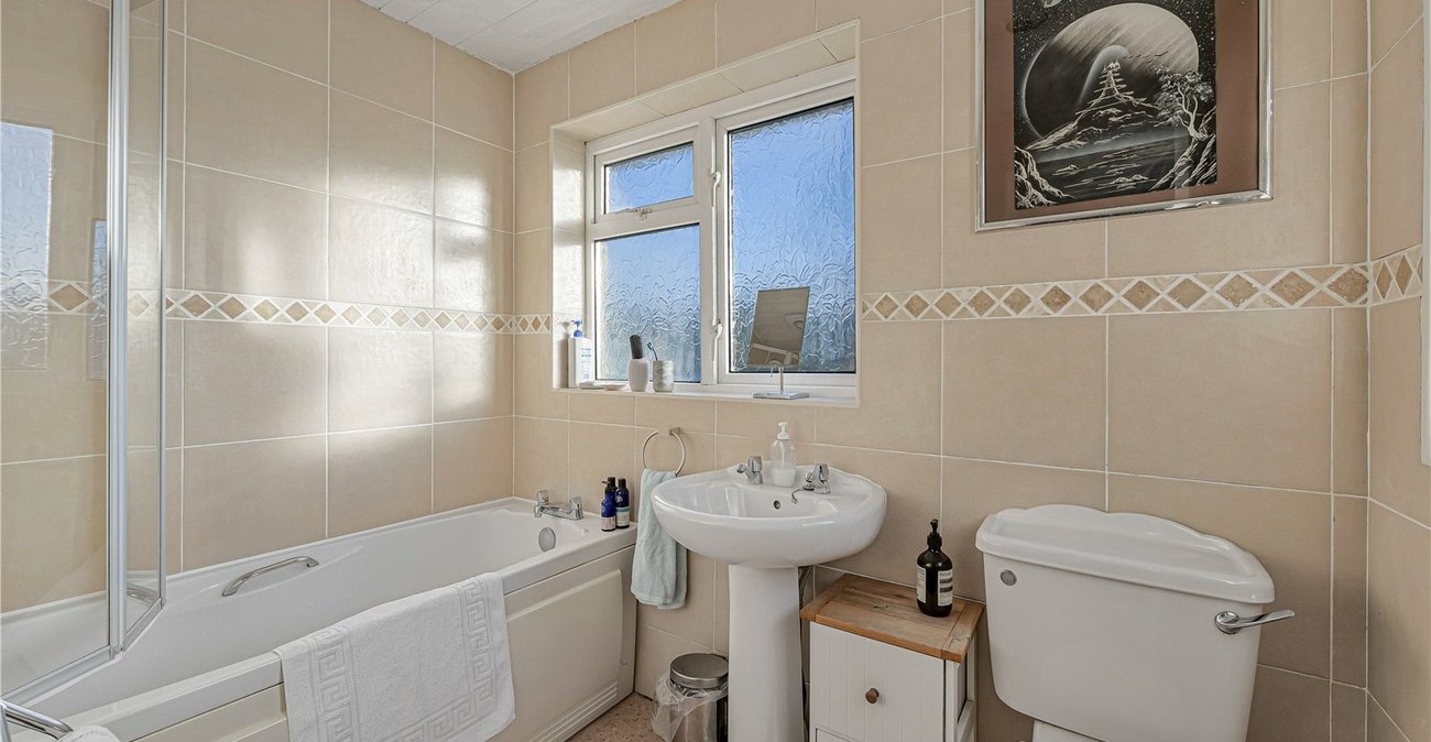 3 bedroom house for sale in Welling | Robinson Jackson