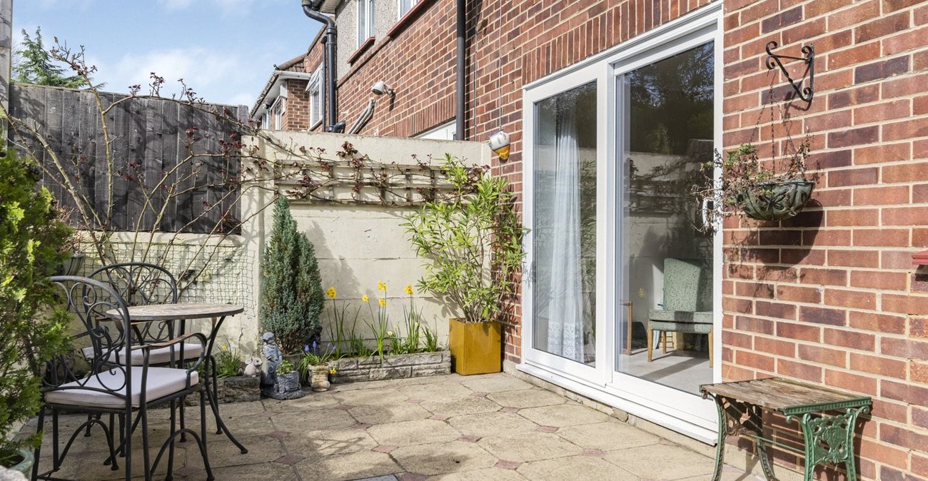 4 bedroom house for sale in Welling | Robinson Jackson