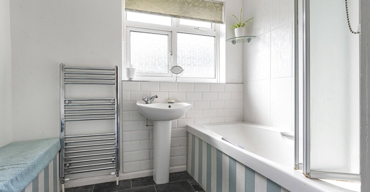 4 bedroom house for sale in Welling | Robinson Jackson